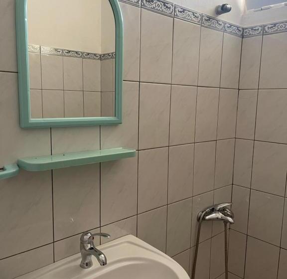 پانسیون Megi Rooms