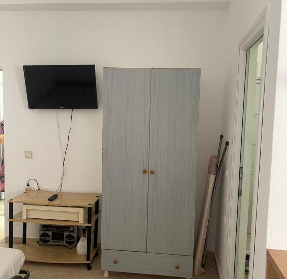 پانسیون Megi Rooms