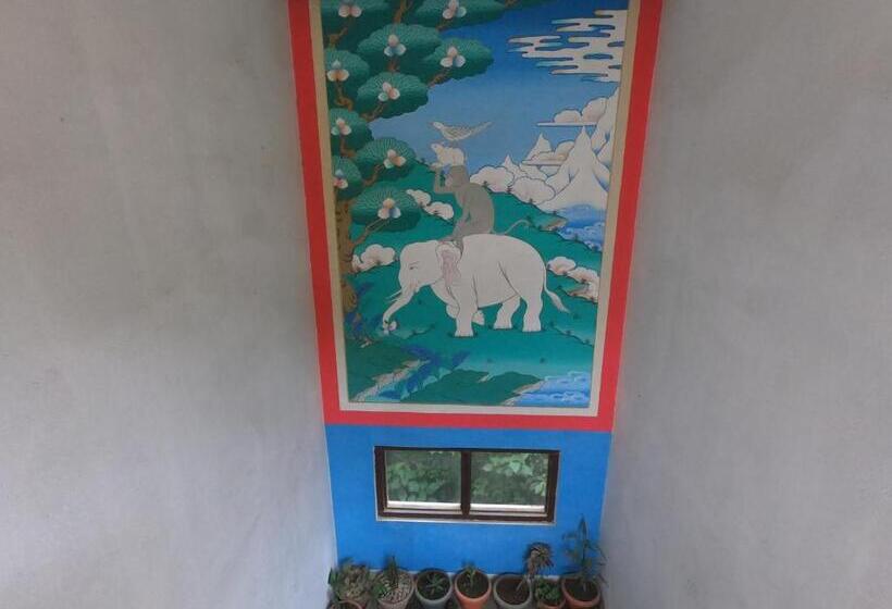 پانسیون Tshetup Guesthouse