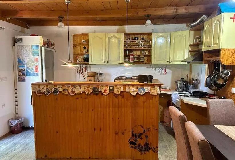 Velicanka Hostel