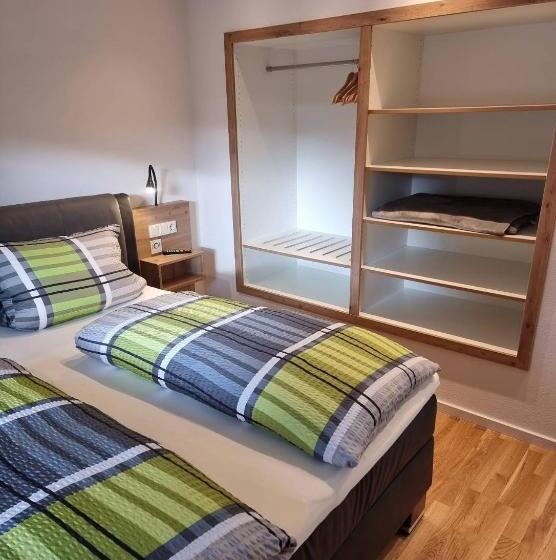 ユースホステル Gasthaus Korneli