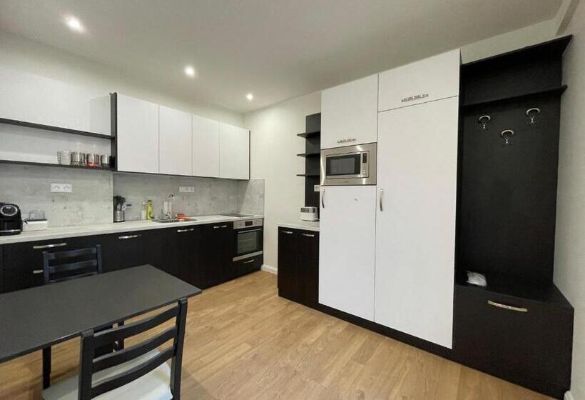 Prime Stays At 92 Antim I Street