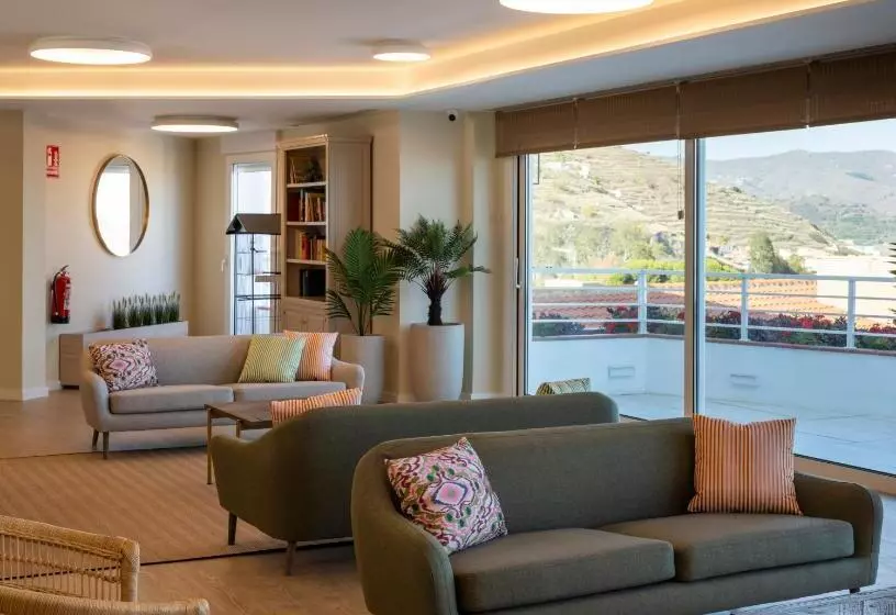 Apartamentos Tropicalia Almuñecar   Especial Mayores De 55 Años