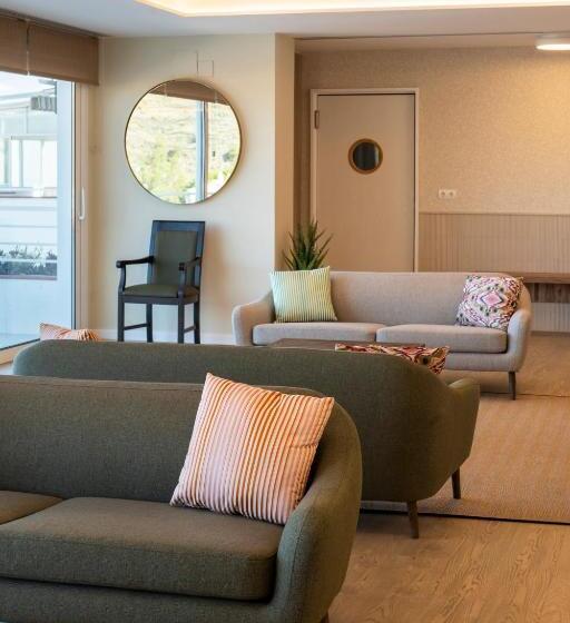 Apartamentos Tropicalia Almuñecar Especial Mayores De 55 Años