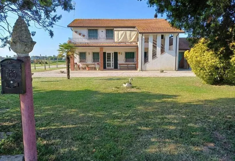 Aamiaismajoitus (B&B) Ca  Moschini