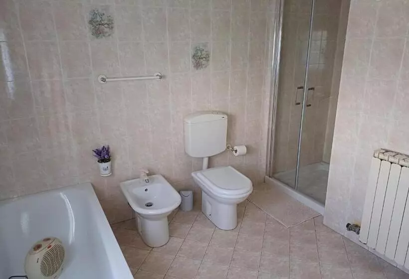 Aamiaismajoitus (B&B) Ca  Moschini