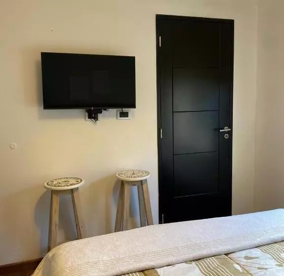 Aamiaismajoitus (B&B) Descanso De Liniers