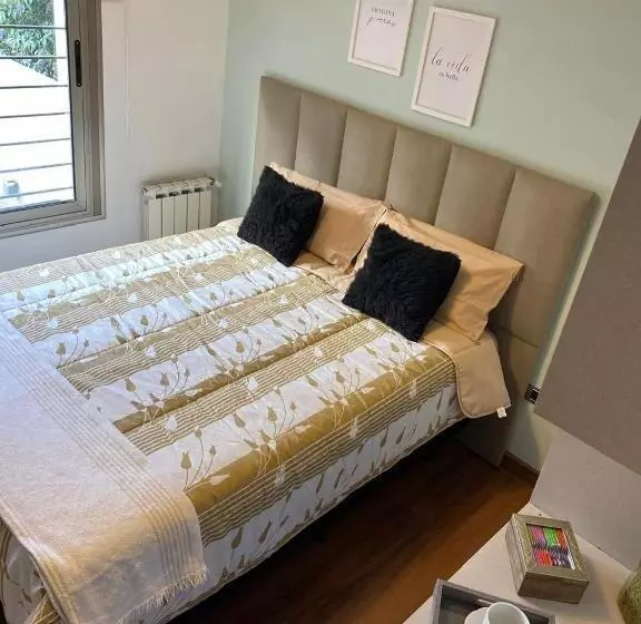 Aamiaismajoitus (B&B) Descanso De Liniers