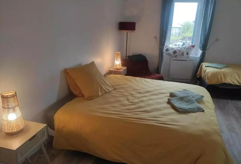 ベッドアンドブレックファースト Le Pontel