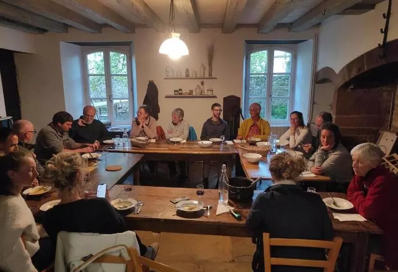 ベッドアンドブレックファースト Le Pontel