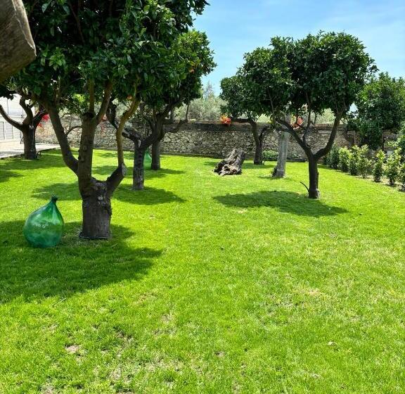 צימר Vida Locrese Con Piscina Salata