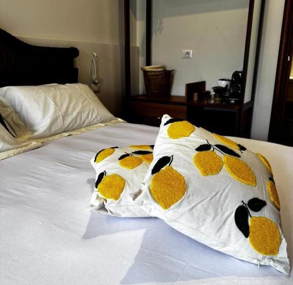 צימר Vida Locrese Con Piscina Salata