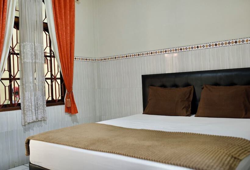 Hotelli Garuda Setia