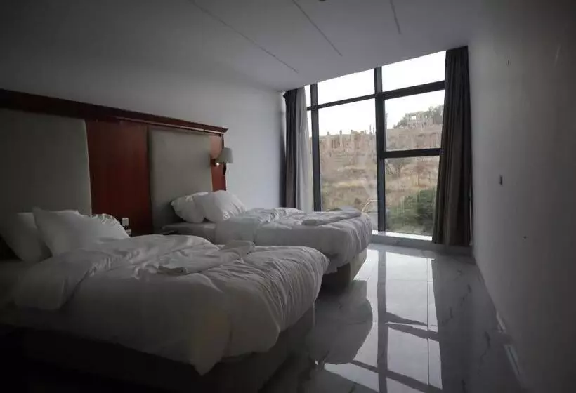 هتل Jerash