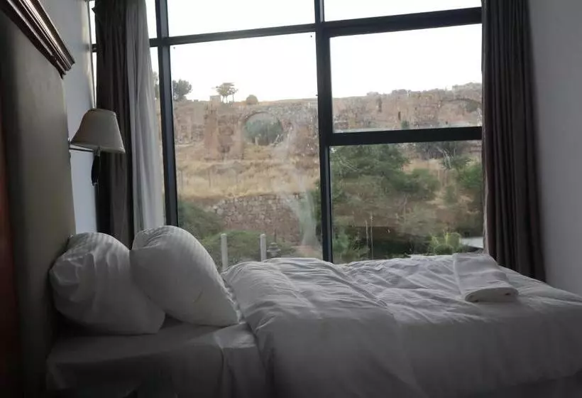 هتل Jerash