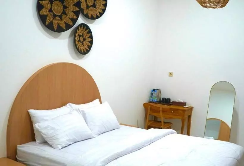 בית מלון כפרי Raja Villa