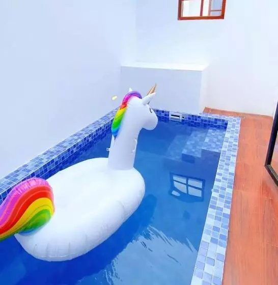 בית מלון כפרי Raja Villa