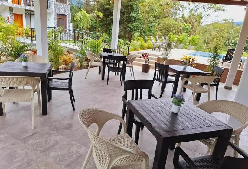 ホテル Royal River Suites & Spa Apart