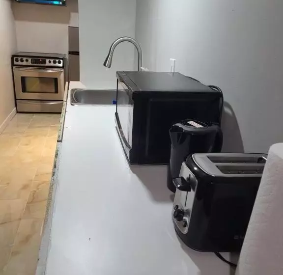 Majatalo Cozy Room Basement With Separate Entrance