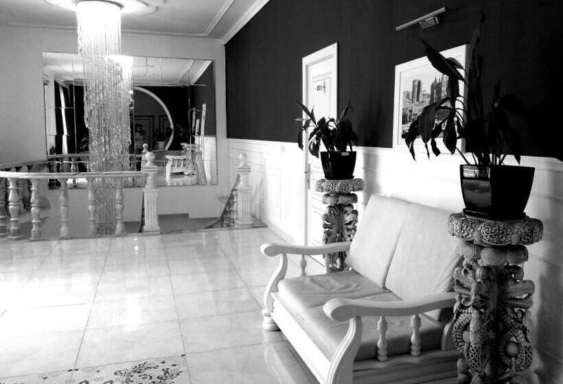 پانسیون Jeanne D Arc