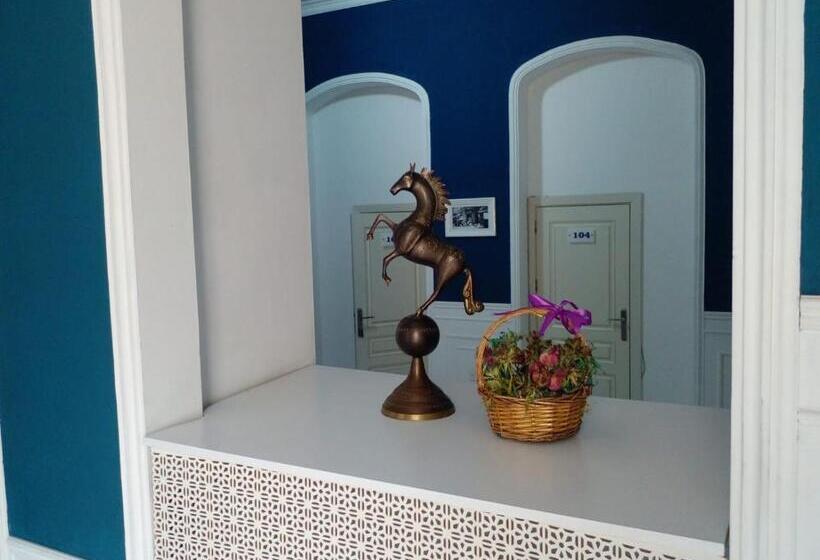 پانسیون Jeanne D Arc