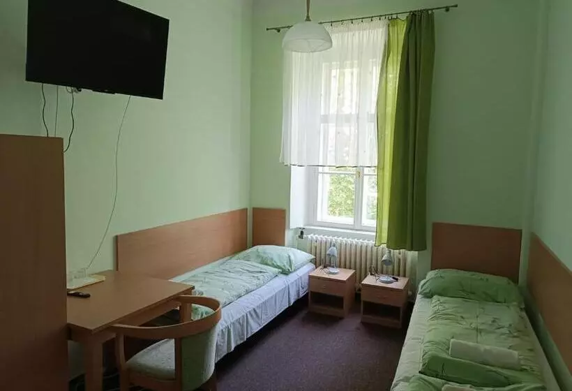 Majatalo Penzion Na Zámku