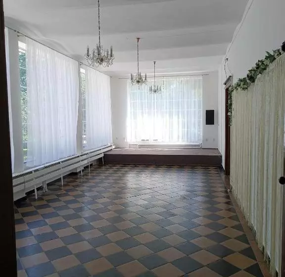 Majatalo Penzion Na Zámku