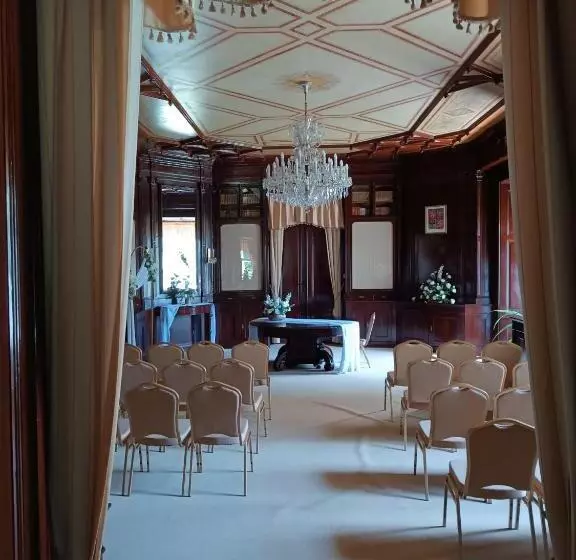 Majatalo Penzion Na Zámku