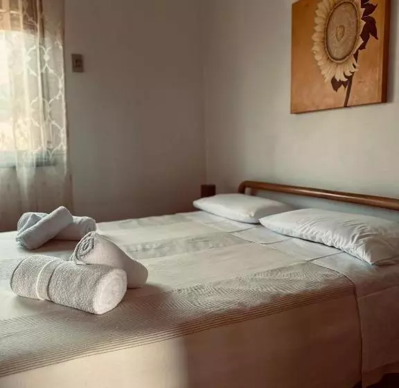 Albatros Apartments