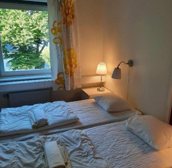 Bed and Breakfast Mäshult Kurs & Lägergård