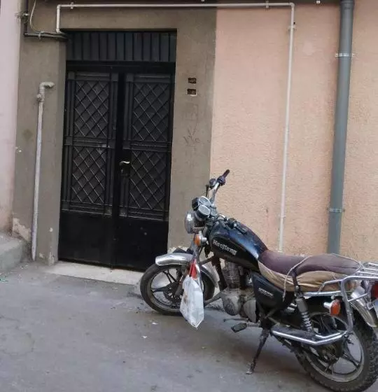 تختخواب و صبحانه Susan S Guest House