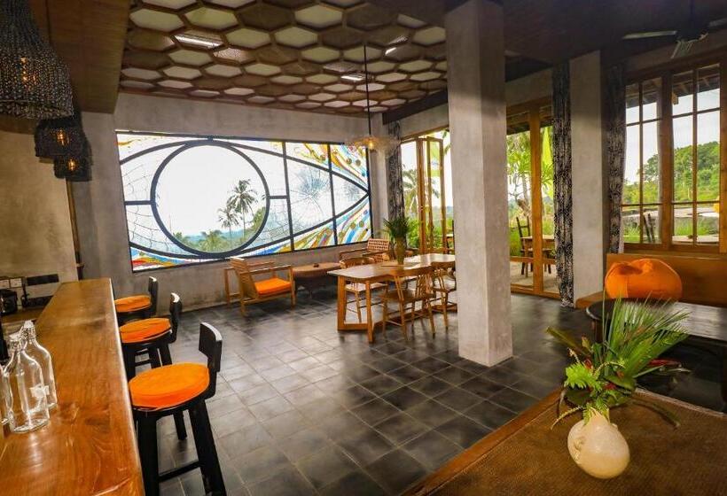 住宿加早餐  Omantra Home Bali