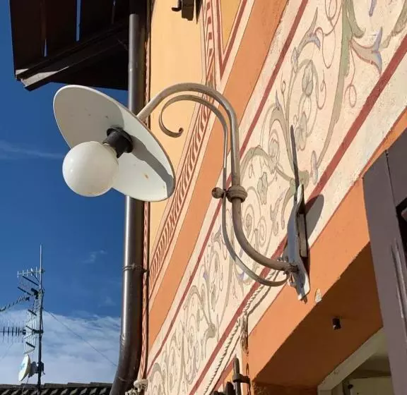 تختخواب و صبحانه Villa Diomira