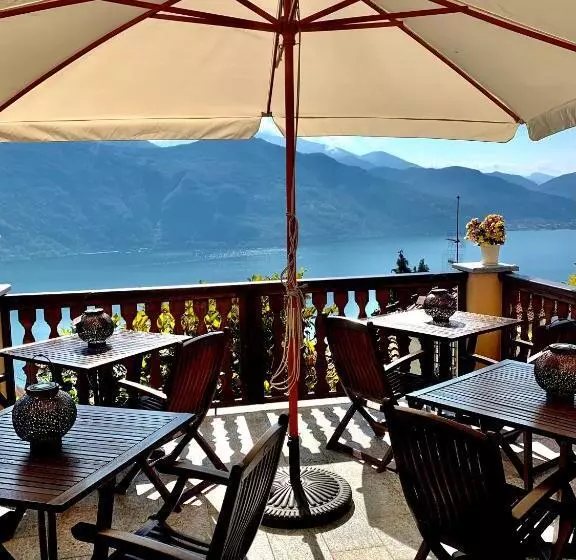 تختخواب و صبحانه Villa Diomira