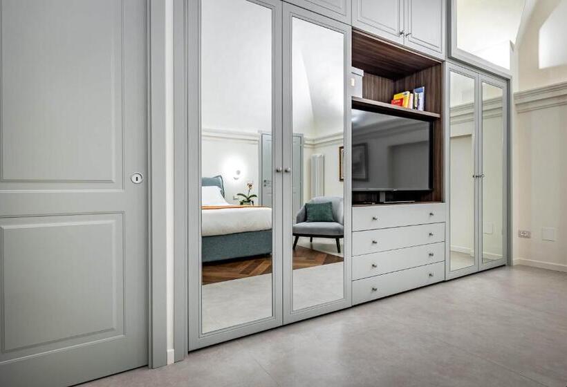 Dimora Collection   Le Corti   Boutique Luxury Suites In 13th Century Villa   Adults Only