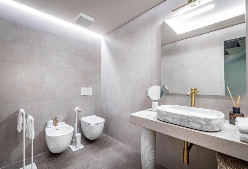 Dimora Collection   Le Corti   Boutique Luxury Suites In 13th Century Villa   Adults Only