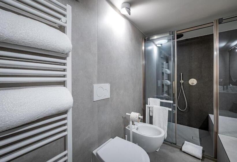 Dimora Collection   Le Corti   Boutique Luxury Suites In 13th Century Villa   Adults Only