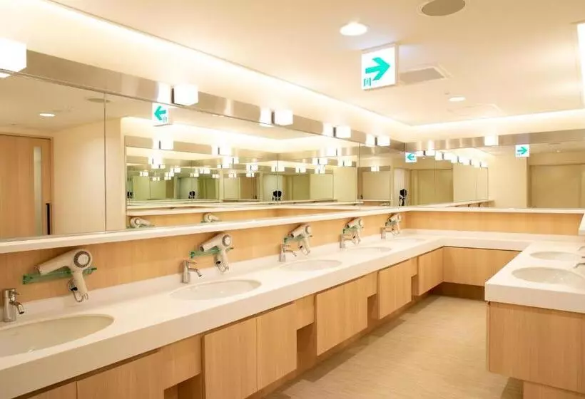 カプセルホテル Plaza East Cabin For Men Only