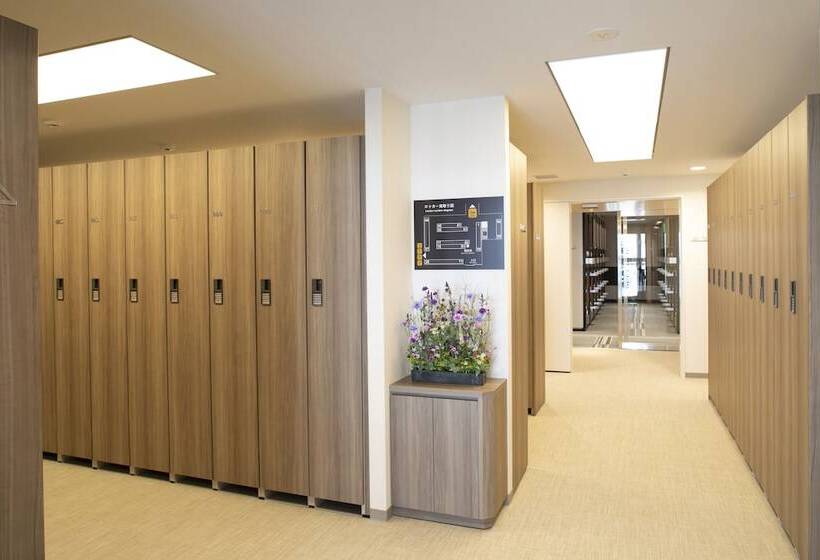 Hotel Capsulă Plaza East Cabin For Men Only