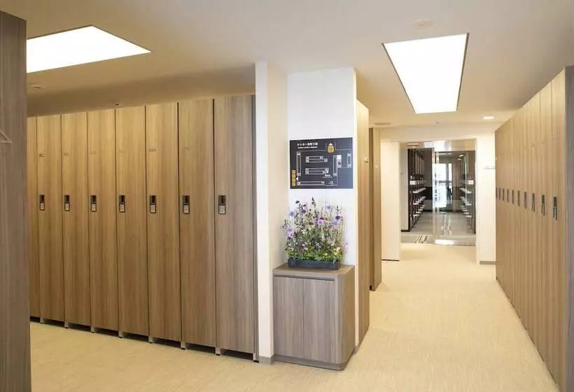 カプセルホテル Plaza East Cabin For Men Only