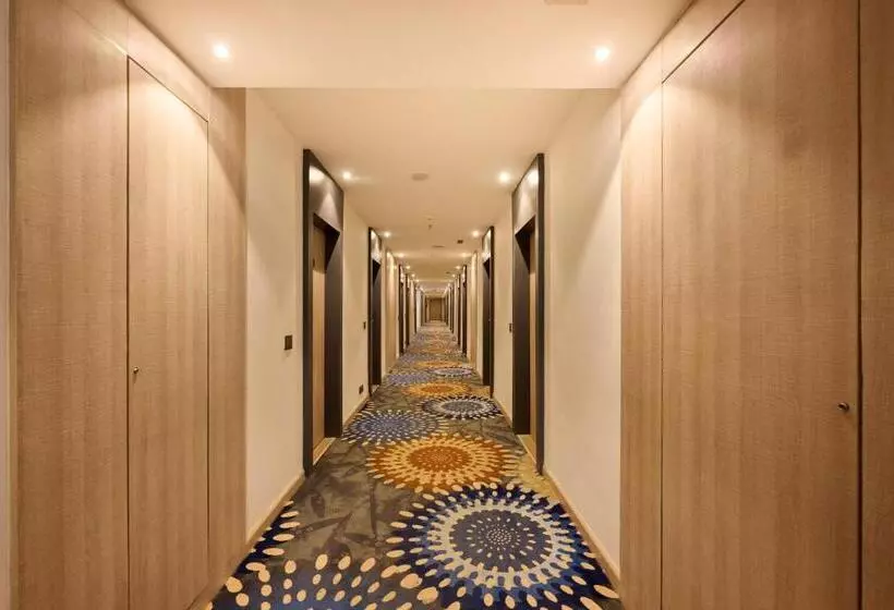 Hotelli Delite Sarovar Portico Faridabad