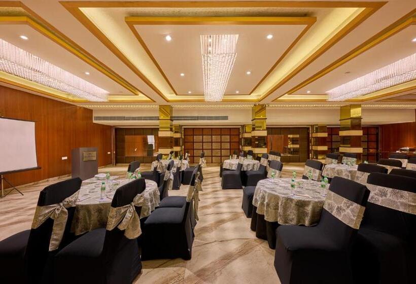 Hotel Delite Sarovar Portico Faridabad