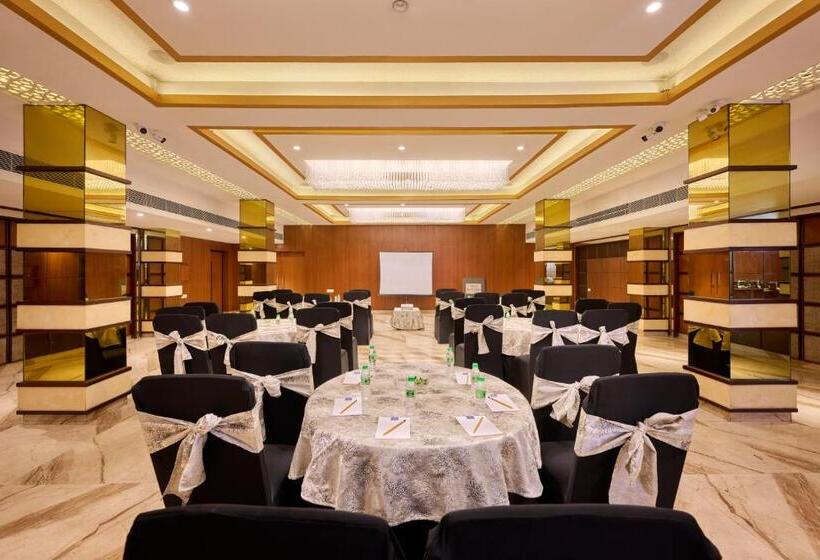 Hotel Delite Sarovar Portico Faridabad