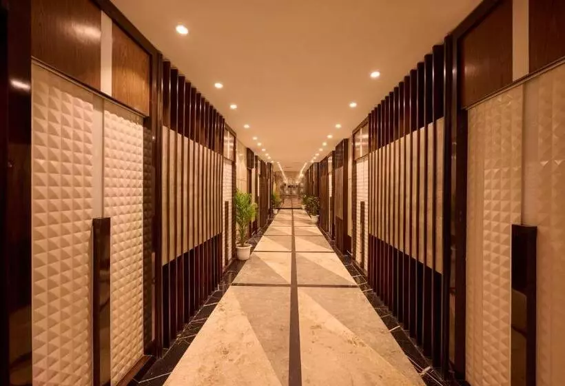 Hotelli Delite Sarovar Portico Faridabad
