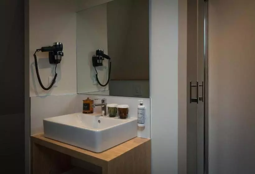 Hotelli Domaine De L Ecorcerie