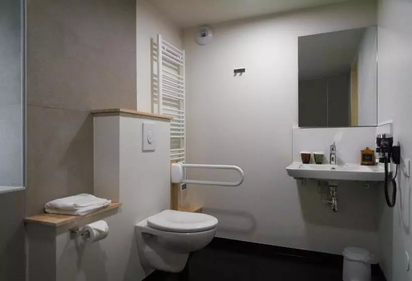 Hotelli Domaine De L Ecorcerie