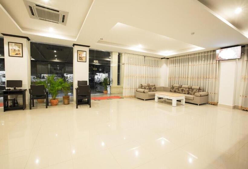 فندق Douangchan Plaza