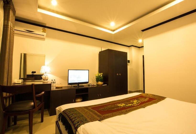 فندق Douangchan Plaza