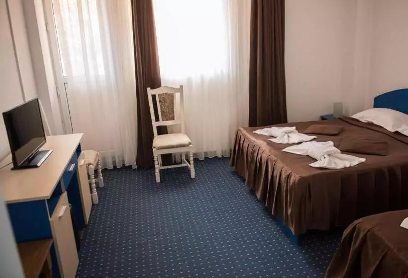 Hotel Dynes