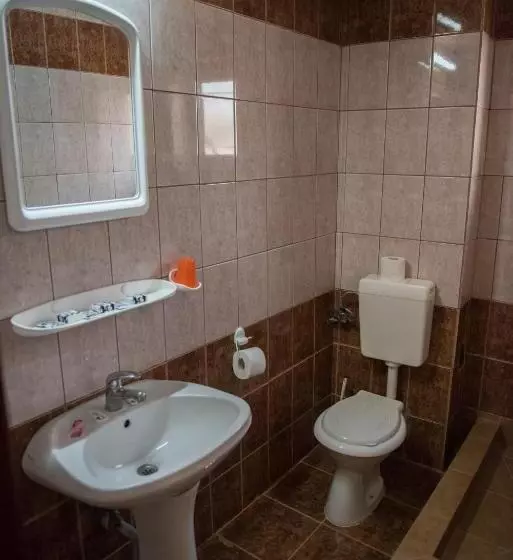 Hotel Dynes